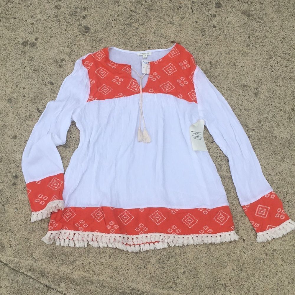 NWT BLL boho fringe top. Large